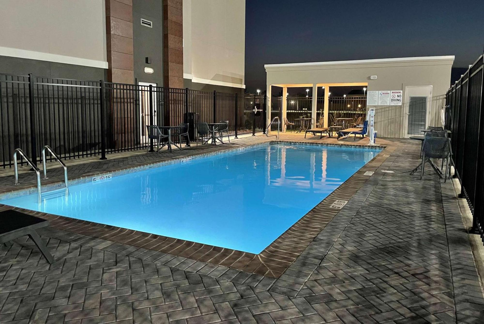 La Quinta Inn & Suites By Wyndham Sulphur Lake Charles Extérieur photo